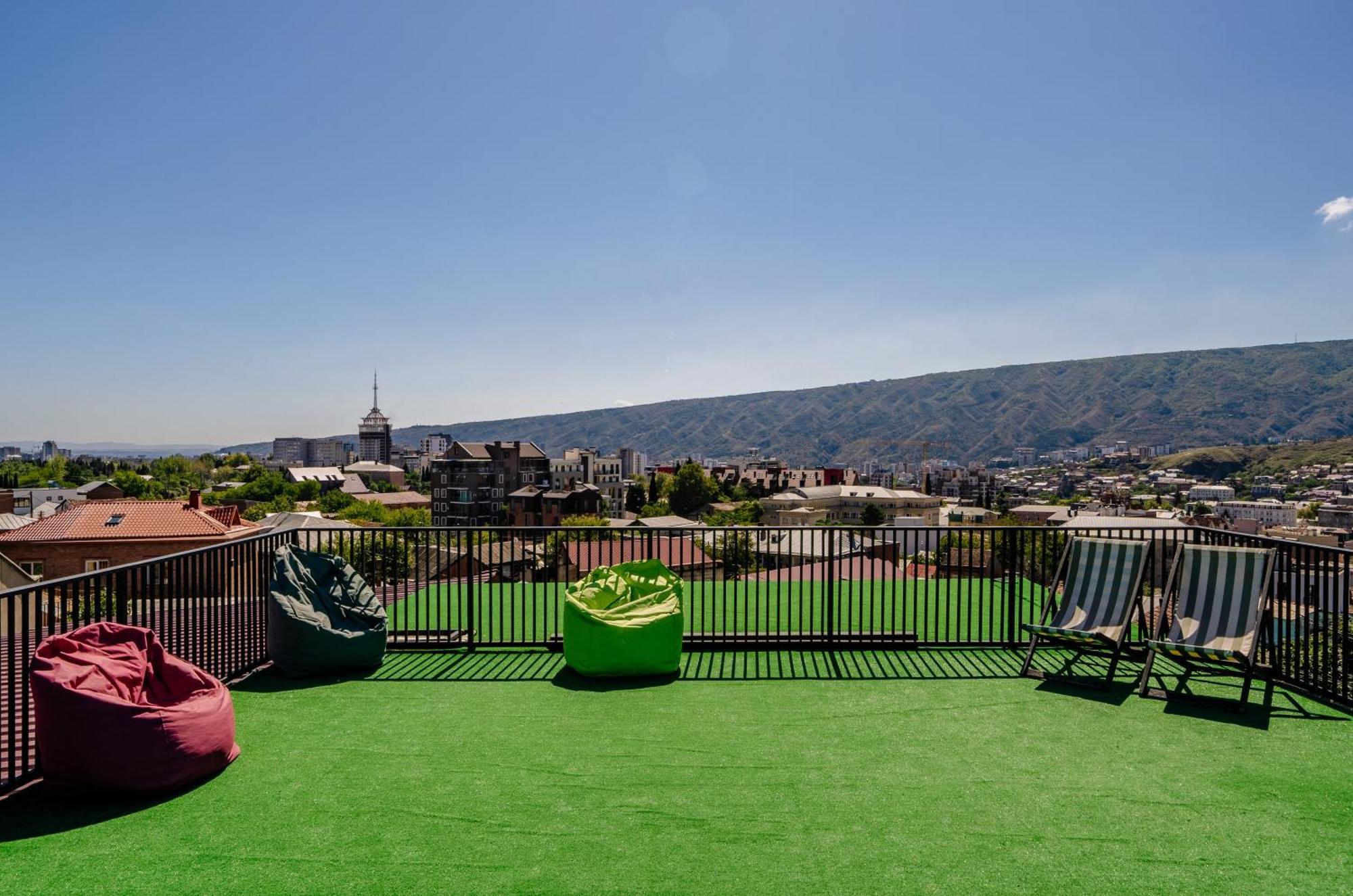 Hotel Tato & Coworking Space ティビリシ エクステリア 写真