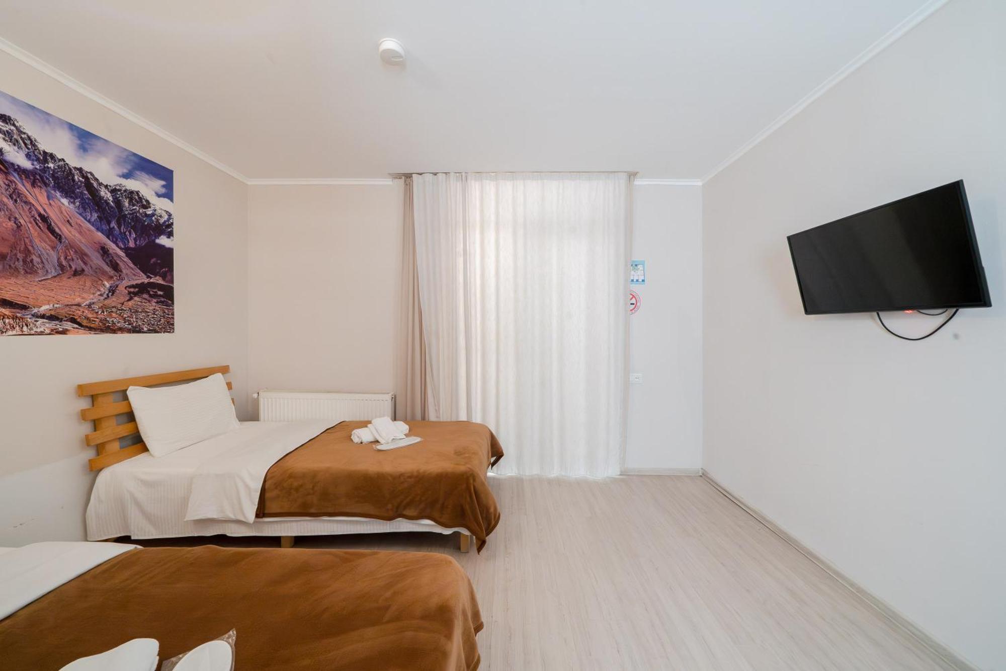 Hotel Tato & Coworking Space ティビリシ エクステリア 写真